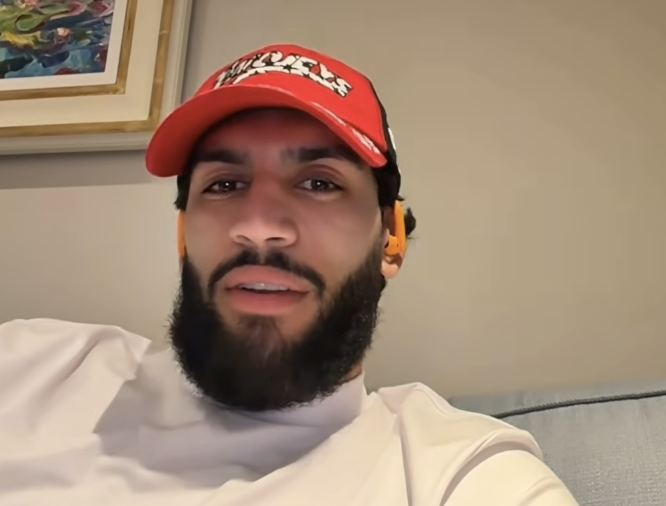 Hamzah Sheeraz accuses the WBO of corruption and claps back at Edgar Berglanga